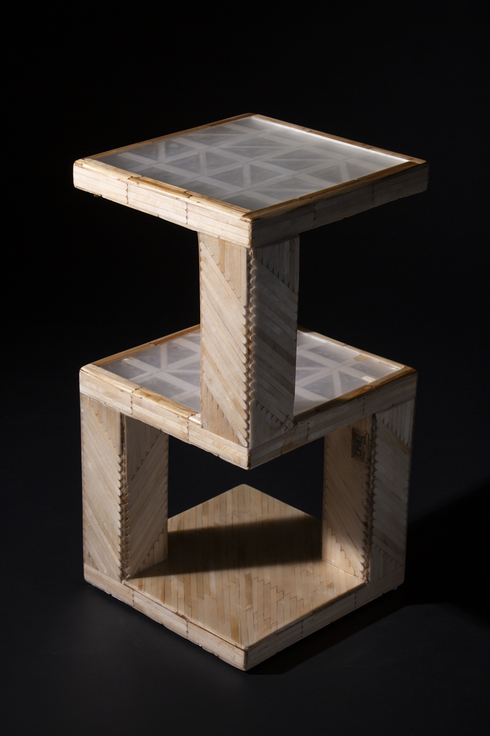 Detail of the resin tier